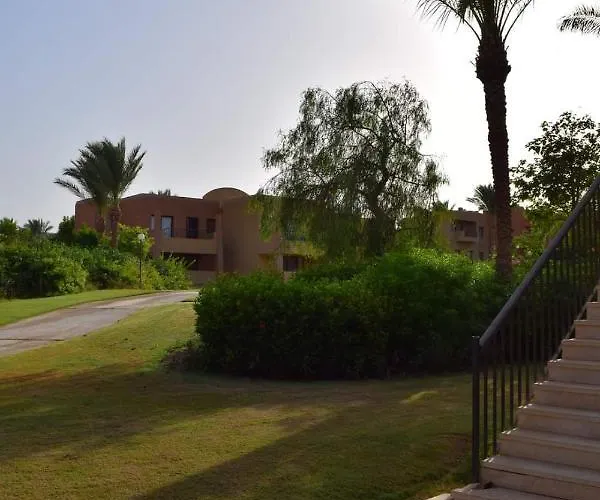 Stella De Mari In Makadi Bey Pool View And Access Hurghada